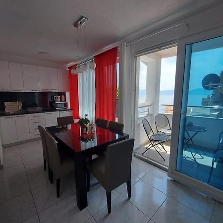 Sea Star Apartment กราดัซ ภายนอก รูปภาพ