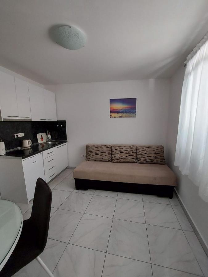 Sea Star Apartment กราดัซ ภายนอก รูปภาพ