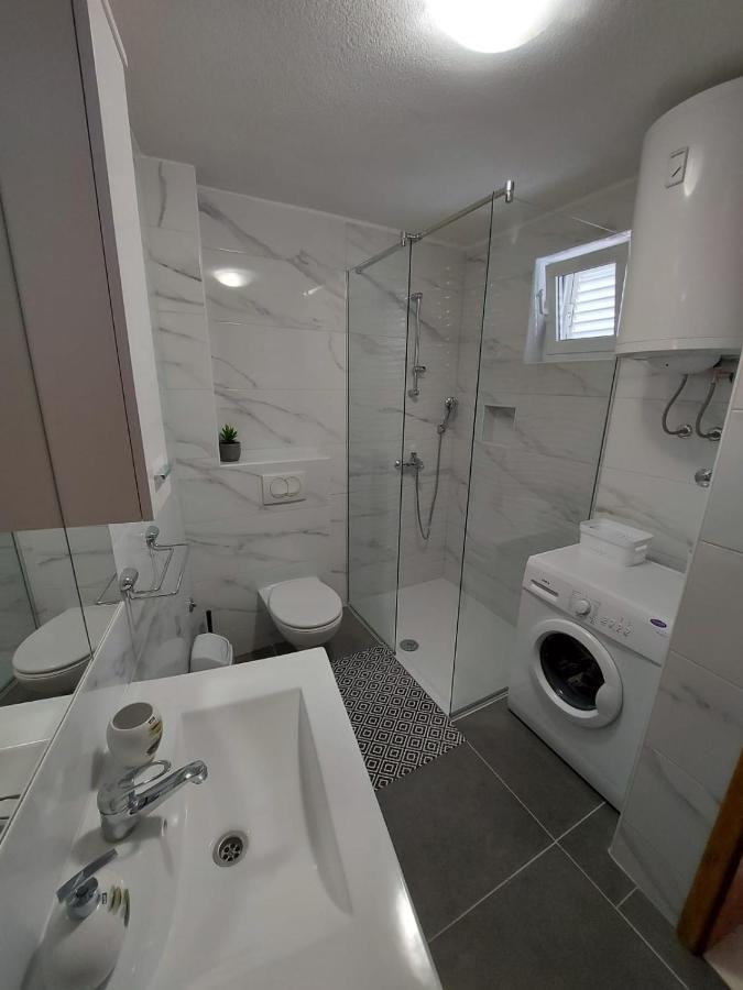 Sea Star Apartment กราดัซ ภายนอก รูปภาพ