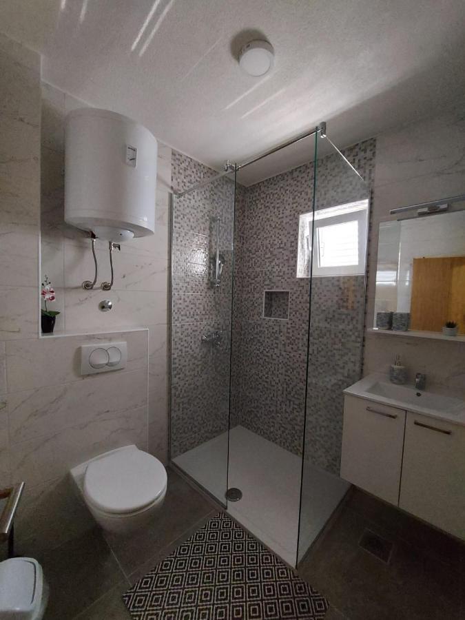 Sea Star Apartment กราดัซ ภายนอก รูปภาพ