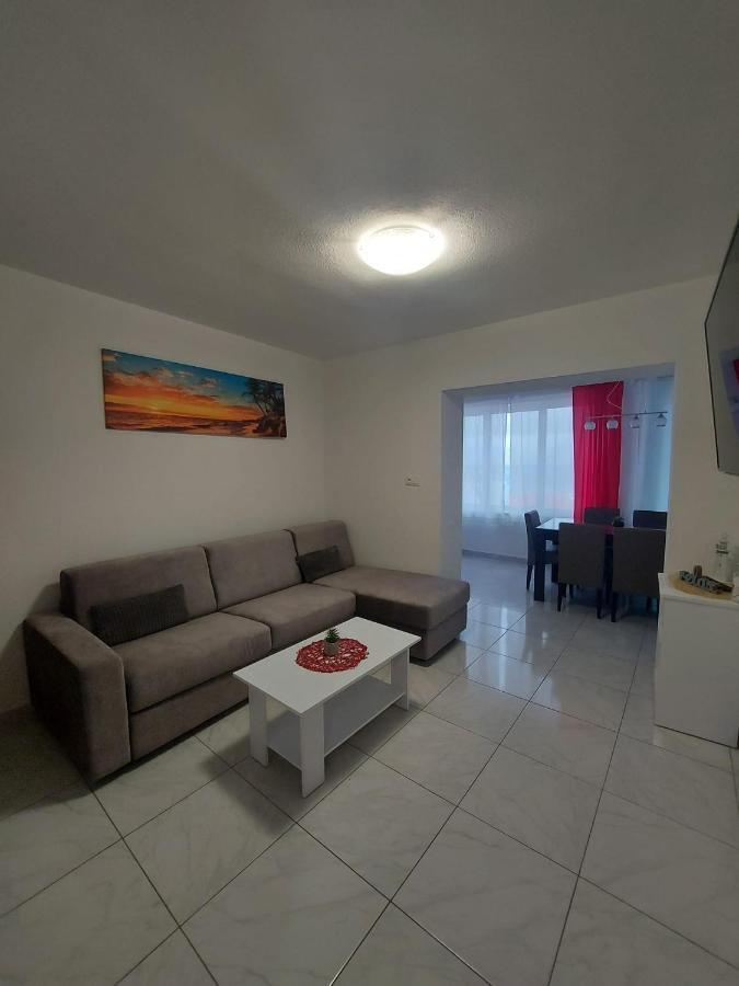 Sea Star Apartment กราดัซ ภายนอก รูปภาพ