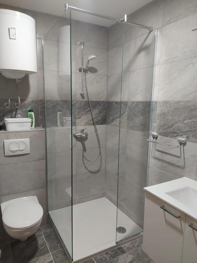 Sea Star Apartment กราดัซ ภายนอก รูปภาพ