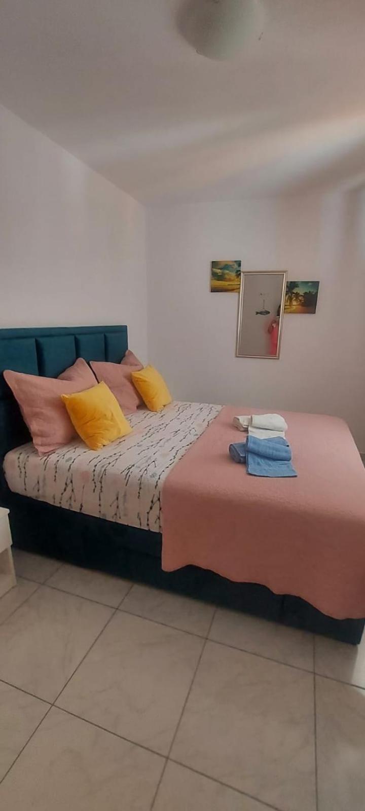 Sea Star Apartment กราดัซ ภายนอก รูปภาพ