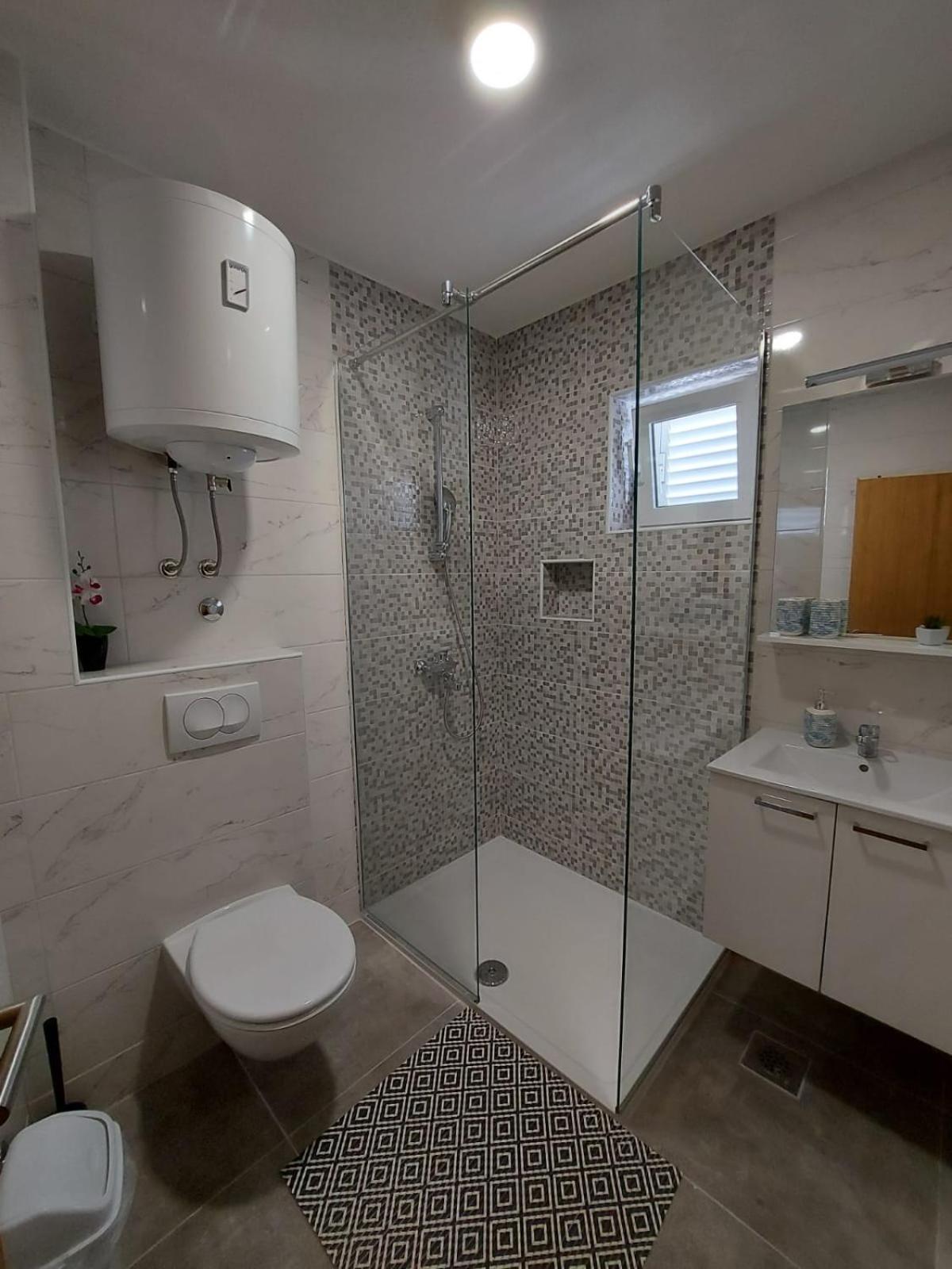 Sea Star Apartment กราดัซ ภายนอก รูปภาพ