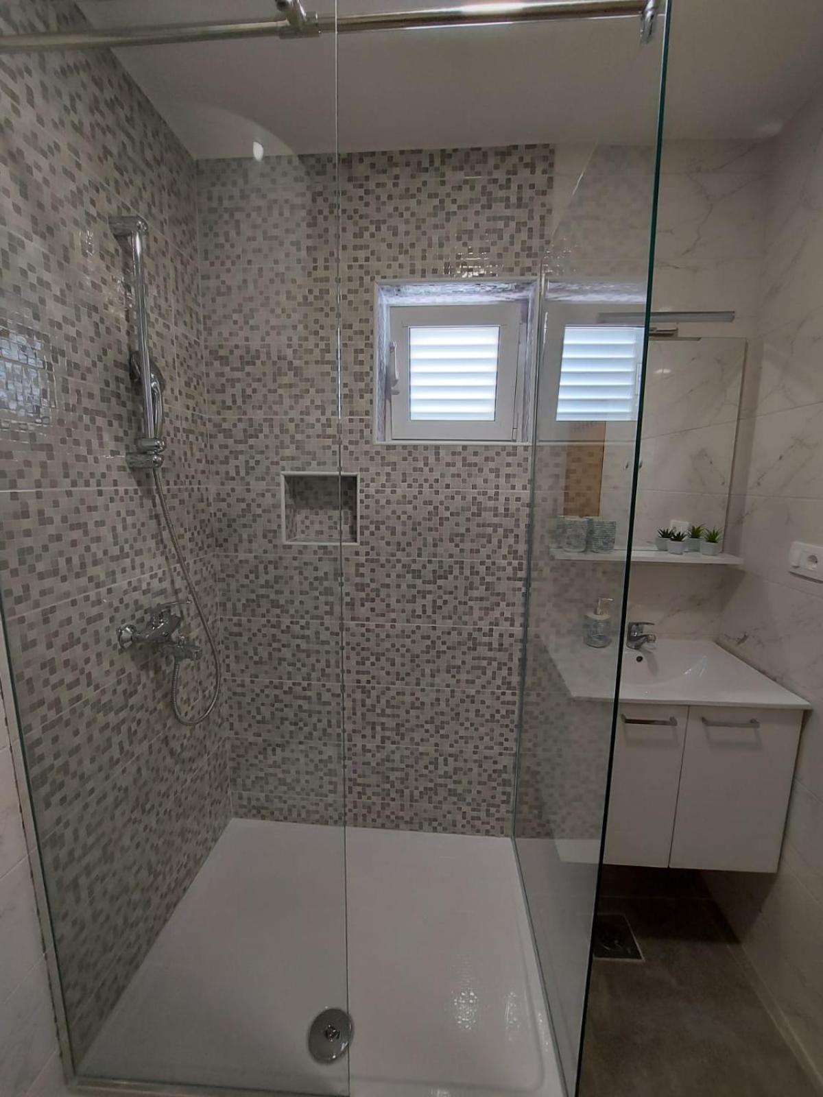 Sea Star Apartment กราดัซ ภายนอก รูปภาพ