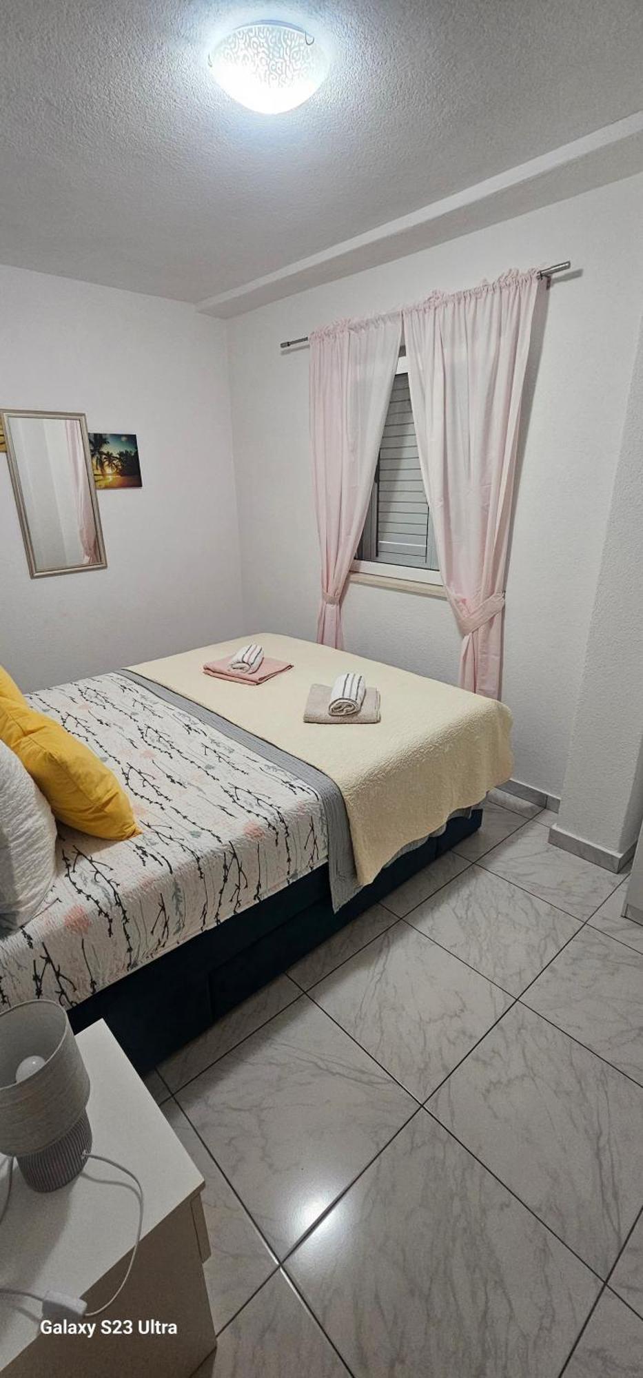 Sea Star Apartment กราดัซ ภายนอก รูปภาพ